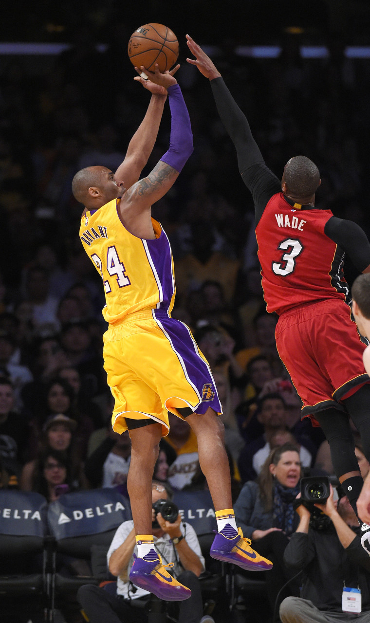 开云手机注册-华子关键时刻包夹中出手？奥尼尔：科比&amp;韦德都这样 喜欢搭档他们